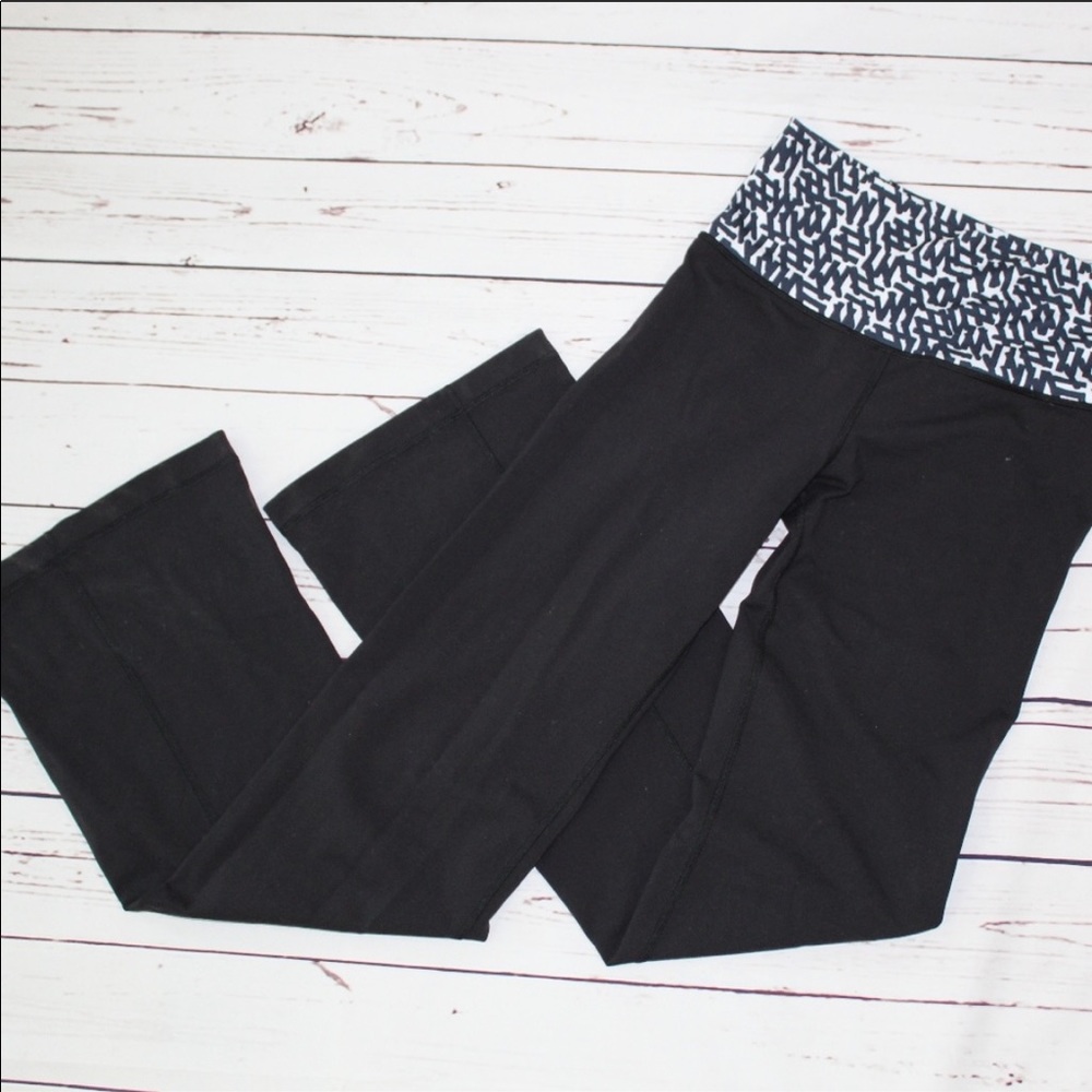 Lululemon yoga pants